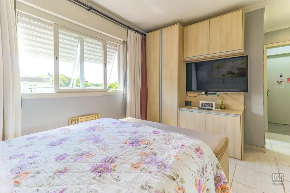 Apartamento com 2 quartos à venda, 73m2 em Passo da Areia, Porto Alegre - RS - imagem 6 Foto 6 de Apartamento com 2 quartos à venda, 73m2 em Passo da Areia, Porto Alegre - RS