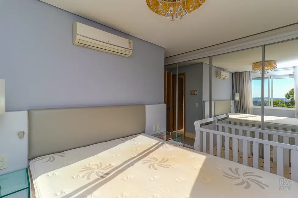 Foto 9 de Apartamento com 2 quartos à venda, 68m2 em Jardim Lindóia, Porto Alegre - RS