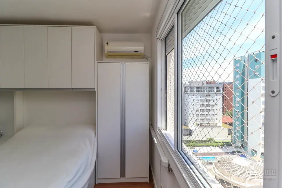 Foto 6 de Apartamento com 2 quartos à venda, 62m2 em Passo da Areia, Porto Alegre - RS