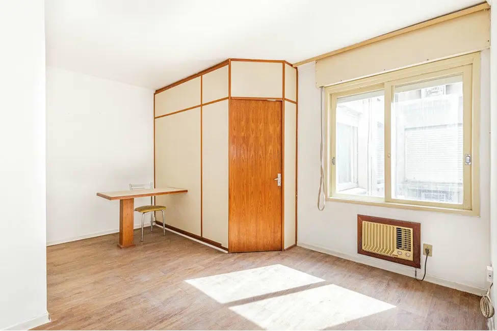 Foto 1 de Apartamento com 1 quarto à venda, 32m2 em Bom Fim, Porto Alegre - RS