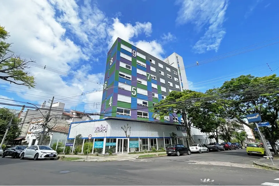 Foto 2 de Apartamento com 1 quarto à venda, 27m2 em Santa Cecília, Porto Alegre - RS