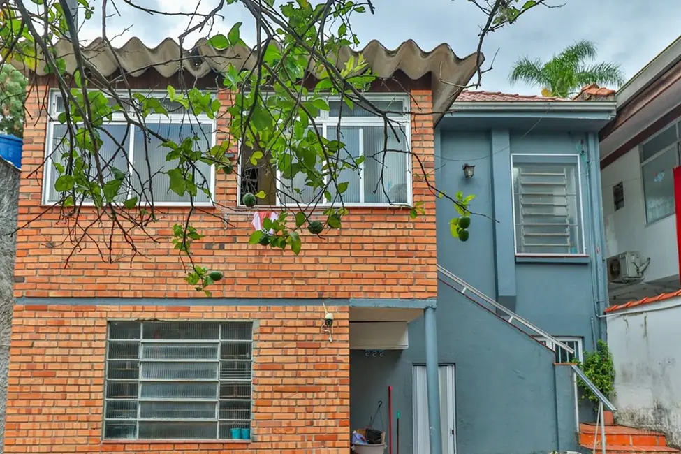 Foto 2 de Casa com 2 quartos à venda, 200m2 em Santo Antônio, Porto Alegre - RS