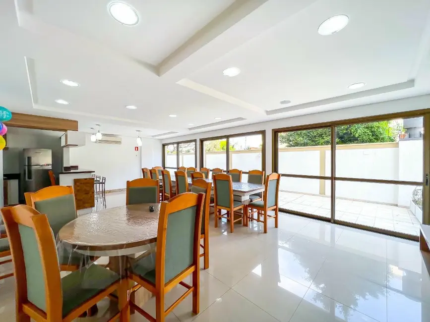 Foto 4 de Apartamento com 3 quartos à venda, 110m2 em Petrópolis, Porto Alegre - RS