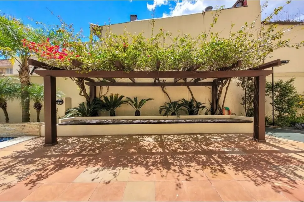 Apartamento com 3 quartos à venda, 120m2 em Menino Deus, Porto Alegre - RS - imagem 4 Foto 4 de Apartamento com 3 quartos à venda, 120m2 em Menino Deus, Porto Alegre - RS