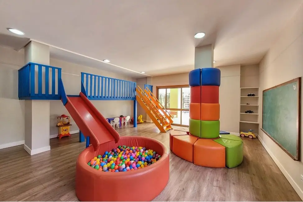 Apartamento com 3 quartos à venda, 120m2 em Menino Deus, Porto Alegre - RS - imagem 5 Foto 5 de Apartamento com 3 quartos à venda, 120m2 em Menino Deus, Porto Alegre - RS