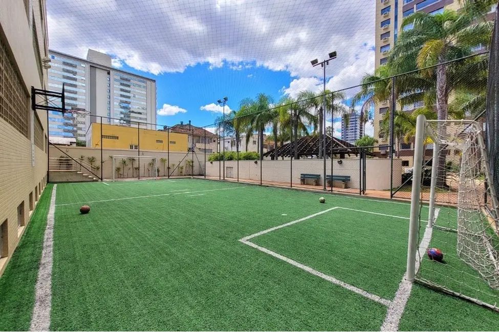 Apartamento com 3 quartos à venda, 139m2 em Menino Deus, Porto Alegre - RS - imagem 9 Foto 9 de Apartamento com 3 quartos à venda, 139m2 em Menino Deus, Porto Alegre - RS