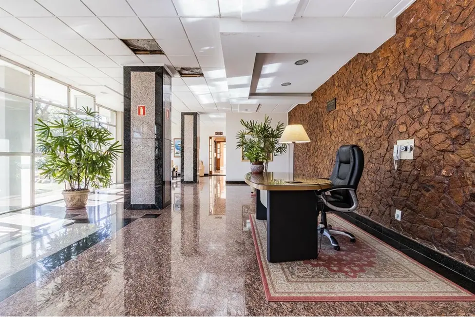 Apartamento com 3 quartos à venda, 124m2 em Praia de Belas, Porto Alegre - RS - imagem 8 Foto 8 de Apartamento com 3 quartos à venda, 124m2 em Praia de Belas, Porto Alegre - RS