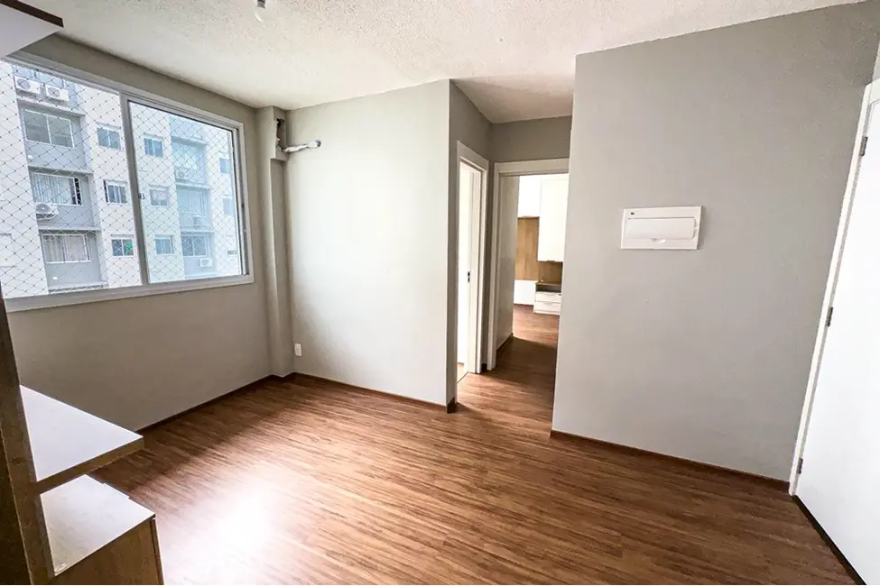 Foto 4 de Apartamento com 2 quartos à venda, 45m2 em Sarandi, Porto Alegre - RS