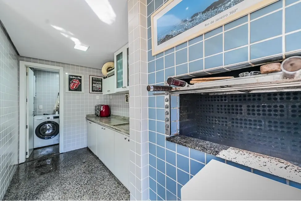 Apartamento com 2 quartos à venda, 77m2 em Rio Branco, Porto Alegre - RS - imagem 3 Foto 3 de Apartamento com 2 quartos à venda, 77m2 em Rio Branco, Porto Alegre - RS