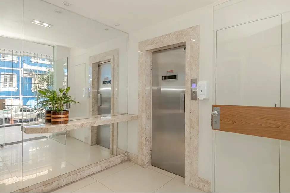 Foto 8 de Apartamento com 4 quartos à venda, 147m2 em Independência, Porto Alegre - RS