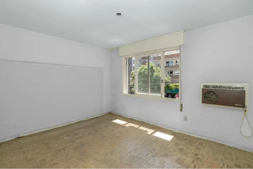 Foto 3 de Apartamento com 4 quartos à venda, 147m2 em Independência, Porto Alegre - RS