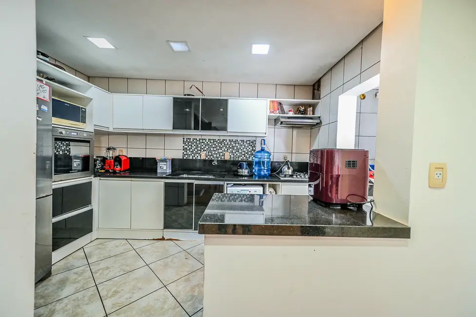 Foto 4 de Casa com 3 quartos à venda, 150m2 em Jardim Itu, Porto Alegre - RS