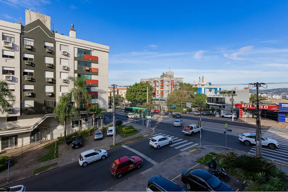 Foto 6 de Sala Comercial à venda, 64m2 em Chácara das Pedras, Porto Alegre - RS