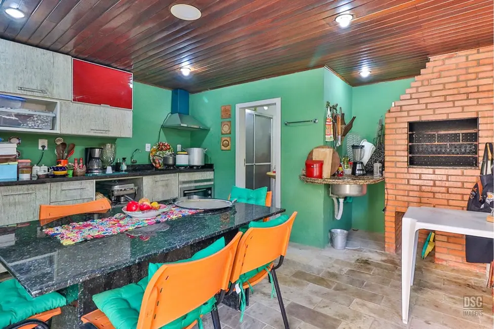 Foto 5 de Casa com 6 quartos à venda, 321m2 em Rubem Berta, Porto Alegre - RS