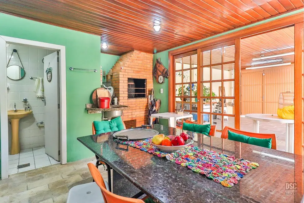 Foto 4 de Casa com 6 quartos à venda, 321m2 em Rubem Berta, Porto Alegre - RS