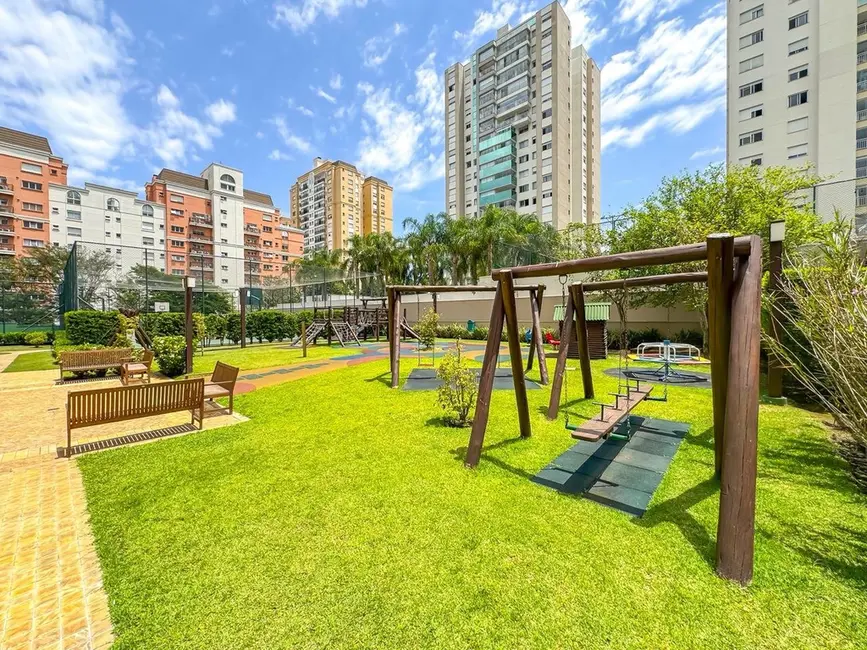Apartamento com 3 quartos à venda, 125m2 em Jardim Europa, Porto Alegre - RS - imagem 9 Foto 9 de Apartamento com 3 quartos à venda, 125m2 em Jardim Europa, Porto Alegre - RS