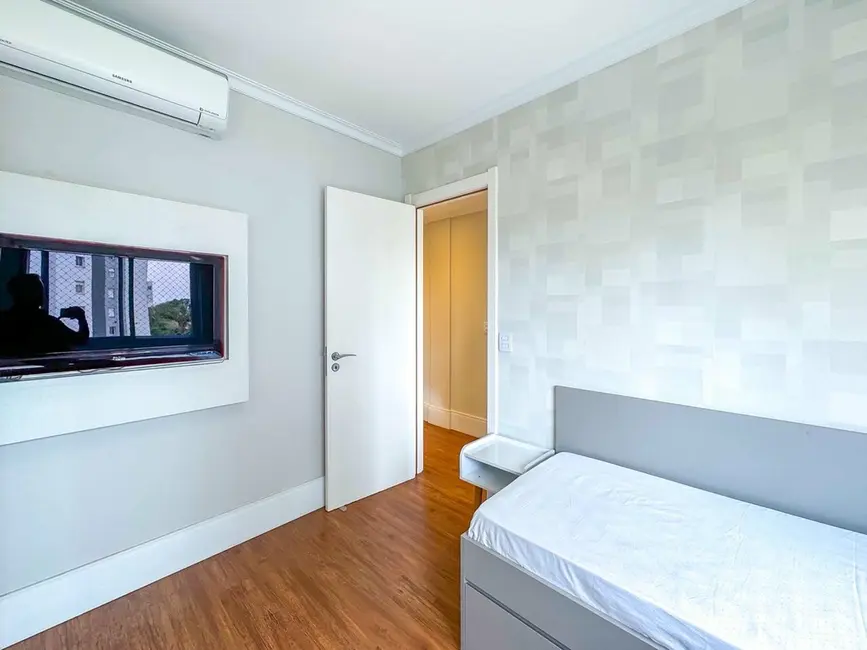 Apartamento com 3 quartos à venda, 125m2 em Jardim Europa, Porto Alegre - RS - imagem 2 Foto 2 de Apartamento com 3 quartos à venda, 125m2 em Jardim Europa, Porto Alegre - RS