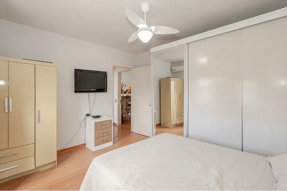 Foto 4 de Apartamento com 2 quartos à venda, 131m2 em Jardim Botânico, Porto Alegre - RS