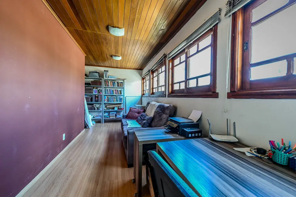 Foto 2 de Apartamento com 3 quartos à venda, 211m2 em Passo da Areia, Porto Alegre - RS