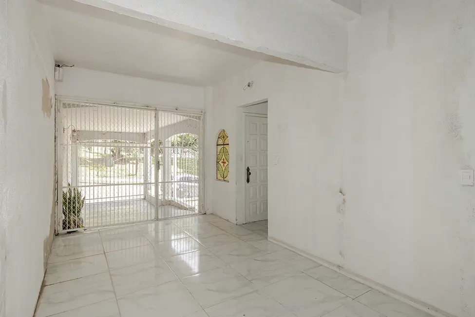 Foto 9 de Casa com 3 quartos à venda, 250m2 em Jardim Sabará, Porto Alegre - RS