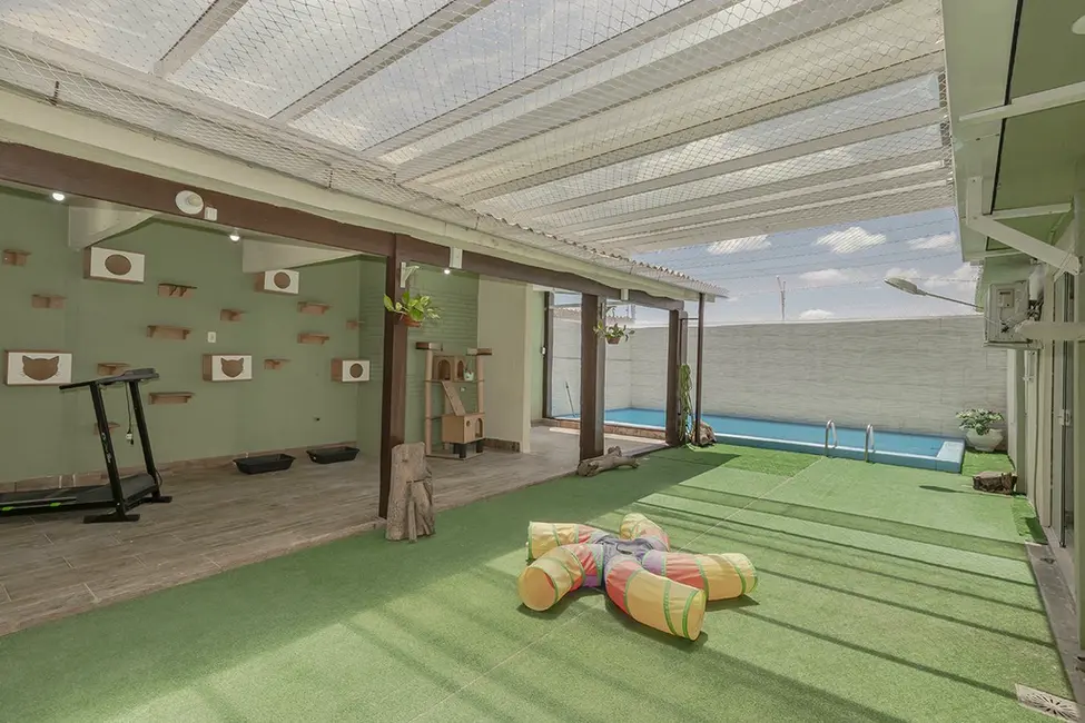 Foto 1 de Casa com 3 quartos à venda, 250m2 em Jardim Sabará, Porto Alegre - RS