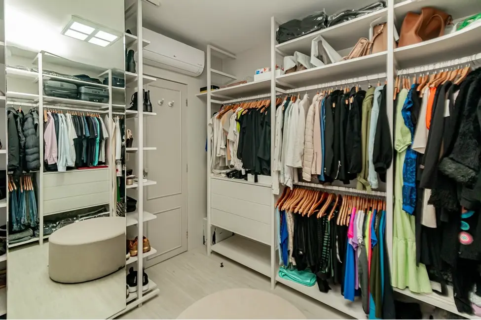 Foto 9 de Apartamento com 3 quartos à venda, 129m2 em Jardim Lindóia, Porto Alegre - RS