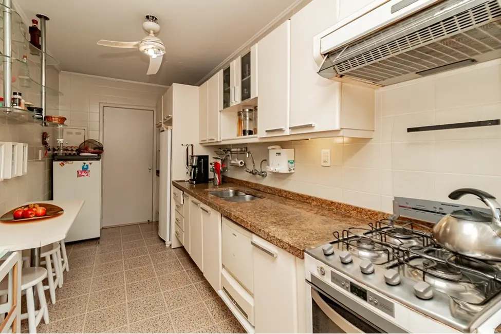 Foto 2 de Apartamento com 3 quartos à venda, 129m2 em Jardim Lindóia, Porto Alegre - RS