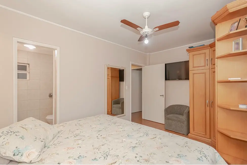 Foto 9 de Apartamento com 3 quartos à venda, 156m2 em Jardim Lindóia, Porto Alegre - RS