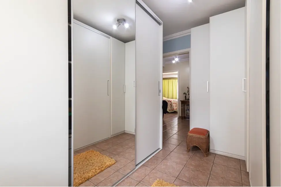 Casa de Condomínio com 4 quartos à venda, 245m2 em Boa Vista, Porto Alegre - RS - imagem 6 Foto 6 de Casa de Condomínio com 4 quartos à venda, 245m2 em Boa Vista, Porto Alegre - RS