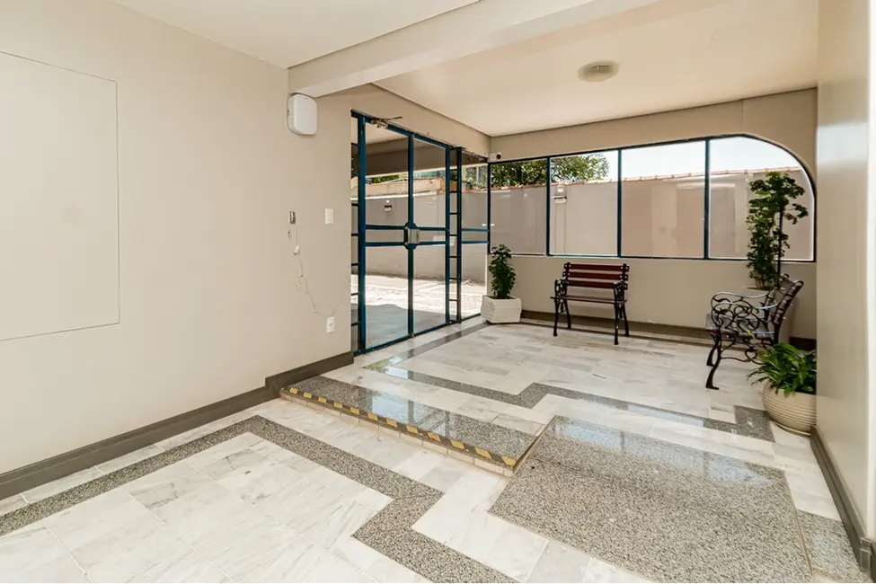 Foto 5 de Apartamento com 2 quartos à venda, 74m2 em Cristo Redentor, Porto Alegre - RS