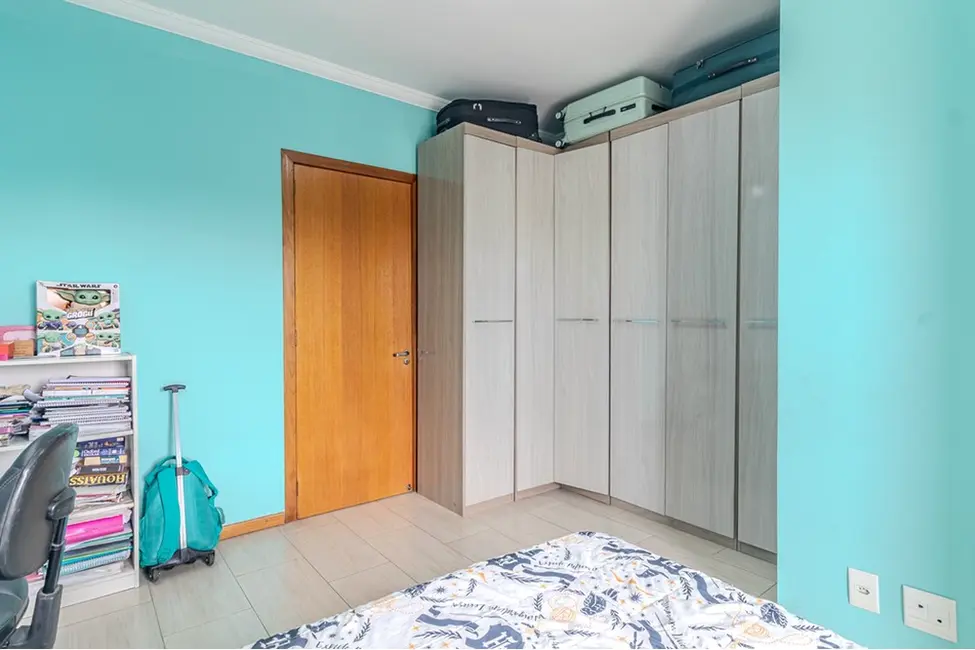 Casa com 3 quartos à venda, 156m2 em Rubem Berta, Porto Alegre - RS - imagem 9 Foto 9 de Casa com 3 quartos à venda, 156m2 em Rubem Berta, Porto Alegre - RS