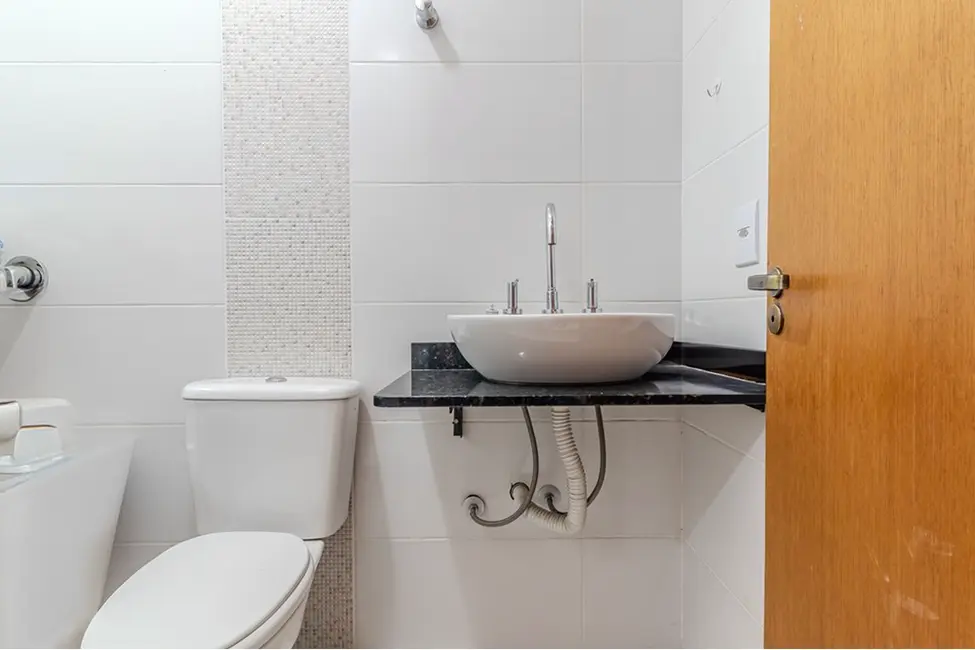 Casa com 3 quartos à venda, 156m2 em Rubem Berta, Porto Alegre - RS - imagem 3 Foto 3 de Casa com 3 quartos à venda, 156m2 em Rubem Berta, Porto Alegre - RS