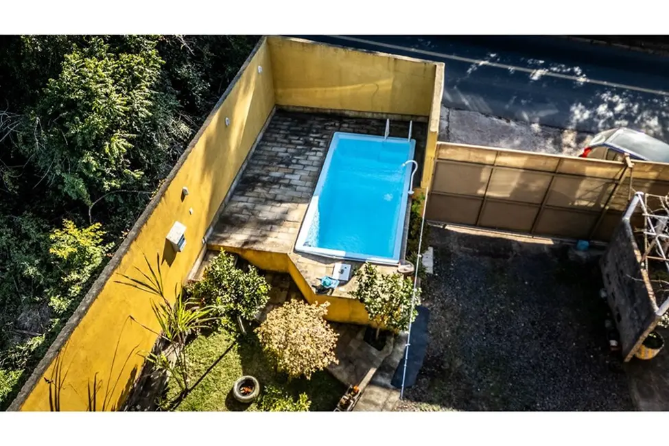 Foto 3 de Casa com 2 quartos à venda, 220m2 em Agronomia, Porto Alegre - RS