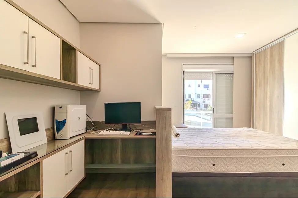 Foto 3 de Casa com 4 quartos à venda, 379m2 em Chácara das Pedras, Porto Alegre - RS