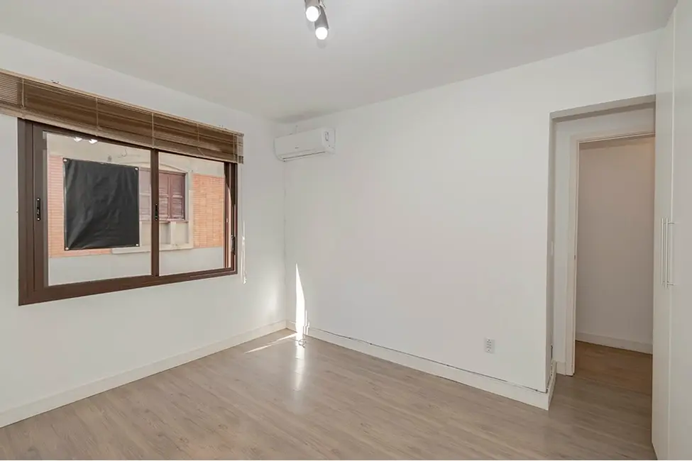 Foto 5 de Apartamento com 2 quartos à venda, 59m2 em Auxiliadora, Porto Alegre - RS