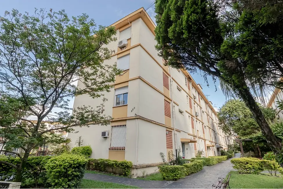 Apartamento com 2 quartos à venda, 47m2 em Passo da Areia, Porto Alegre - RS - imagem 4 Foto 4 de Apartamento com 2 quartos à venda, 47m2 em Passo da Areia, Porto Alegre - RS