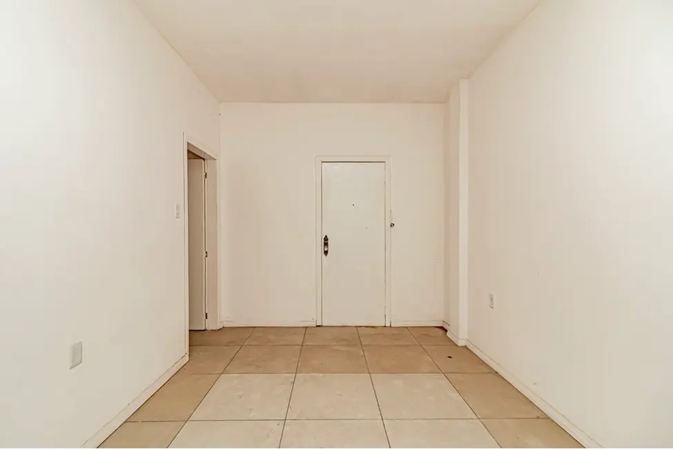 Foto 2 de Sala Comercial à venda, 34m2 em Centro Histórico, Porto Alegre - RS