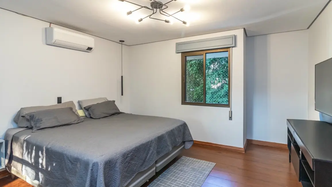 Foto 6 de Apartamento com 3 quartos à venda, 259m2 em Moinhos de Vento, Porto Alegre - RS