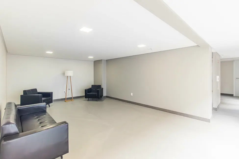 Foto 2 de Apartamento com 1 quarto à venda, 44m2 em Menino Deus, Porto Alegre - RS