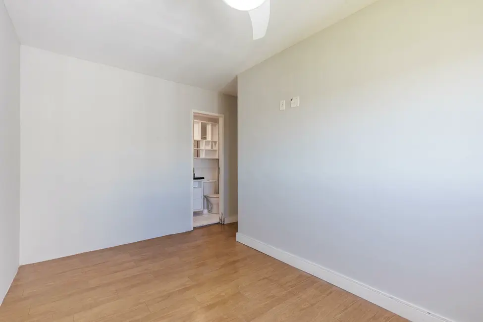 Foto 6 de Apartamento com 3 quartos à venda, 62m2 em Passo das Pedras, Porto Alegre - RS