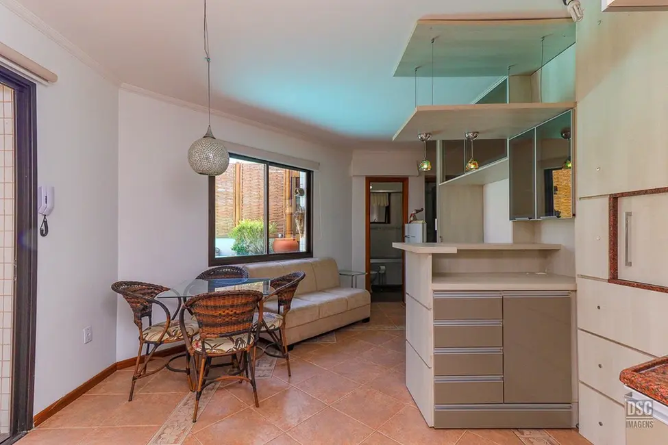 Foto 3 de Apartamento com 3 quartos à venda, 185m2 em Petrópolis, Porto Alegre - RS