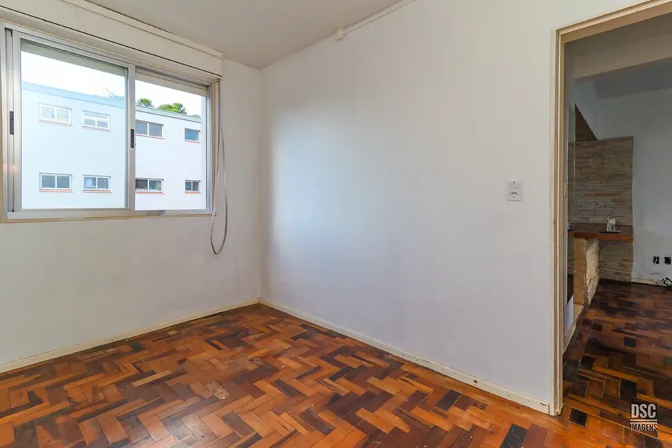 Apartamento com 2 quartos à venda, 49m2 em Jardim Itu Sabará, Porto Alegre - RS - imagem 4 Foto 4 de Apartamento com 2 quartos à venda, 49m2 em Jardim Itu Sabará, Porto Alegre - RS