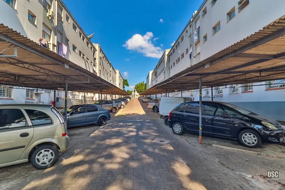 Apartamento com 2 quartos à venda, 49m2 em Jardim Itu Sabará, Porto Alegre - RS - imagem 6 Foto 6 de Apartamento com 2 quartos à venda, 49m2 em Jardim Itu Sabará, Porto Alegre - RS