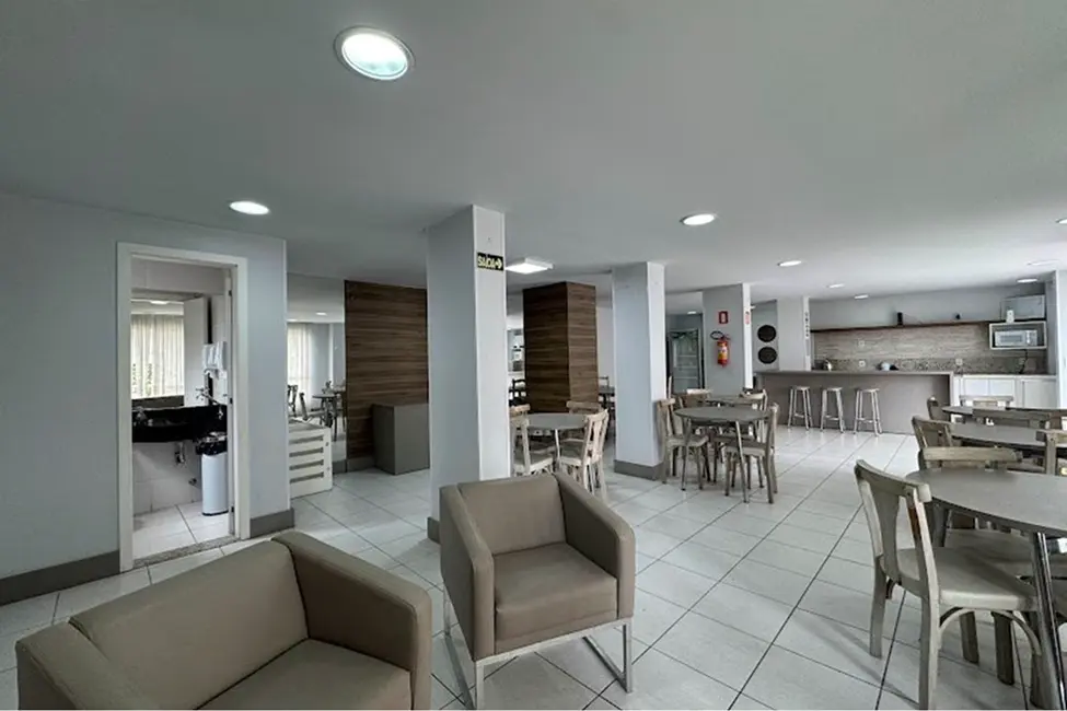 Foto 3 de Apartamento com 3 quartos à venda, 64m2 em Jardim Itu, Porto Alegre - RS