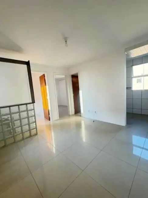 Foto 2 de Apartamento com 2 quartos à venda, 40m2 em Mário Quintana, Porto Alegre - RS