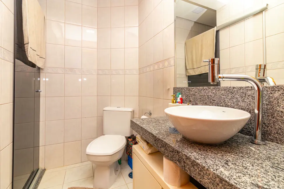 Foto 6 de Apartamento com 3 quartos à venda, 97m2 em Mont Serrat, Porto Alegre - RS