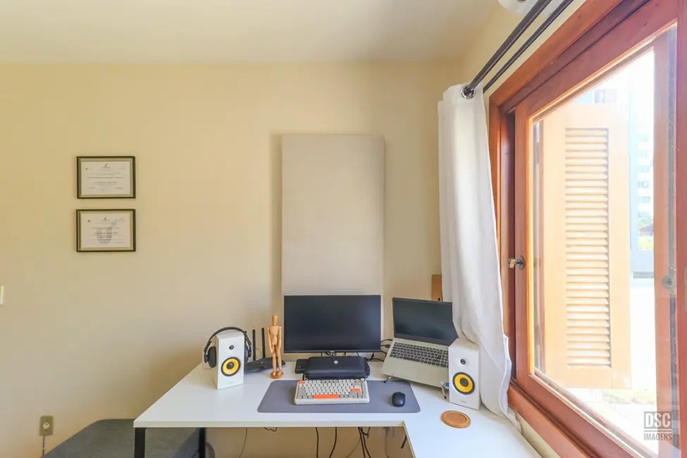 Foto 9 de Apartamento com 2 quartos à venda, 79m2 em Jardim Itu Sabará, Porto Alegre - RS