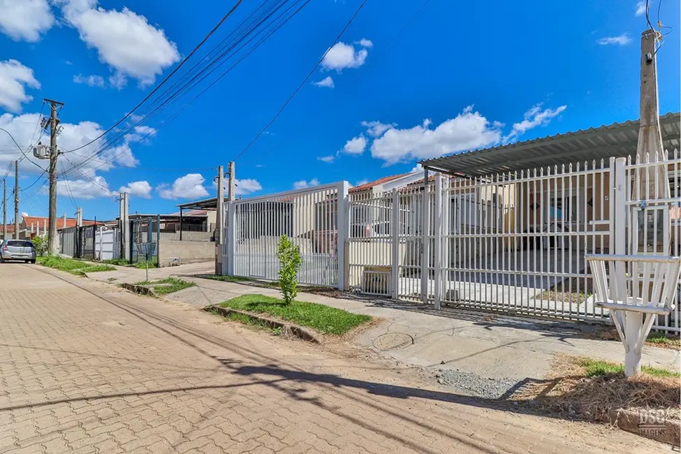 Foto 3 de Casa com 2 quartos à venda, 49m2 em Restinga, Porto Alegre - RS