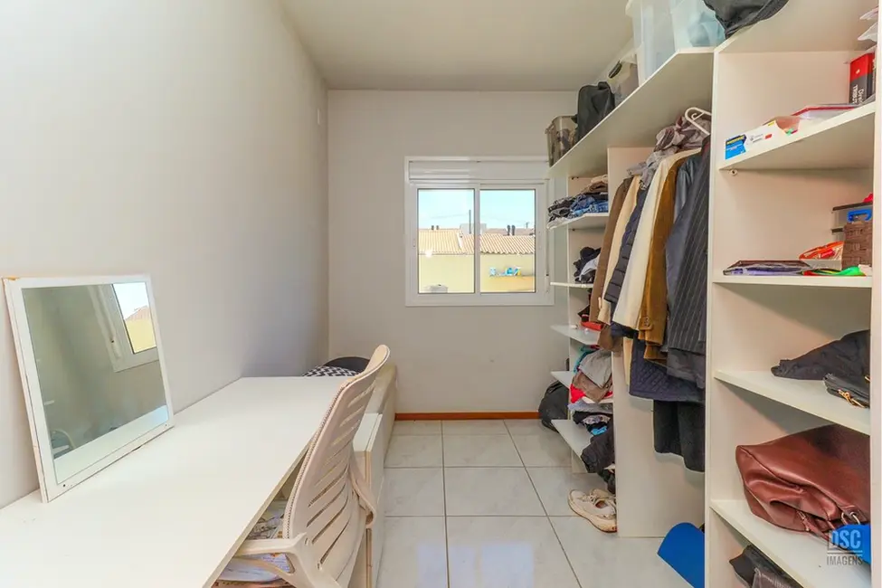 Foto 9 de Casa com 2 quartos à venda, 49m2 em Restinga, Porto Alegre - RS