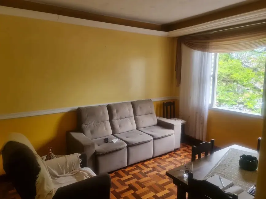 Foto 2 de Apartamento com 2 quartos à venda, 78m2 em Santa Maria Goretti, Porto Alegre - RS